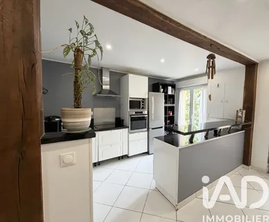 Townhouse in Vernouillet (78540)