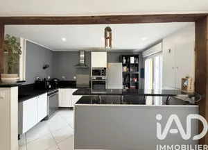 Townhouse in Vernouillet (78540)