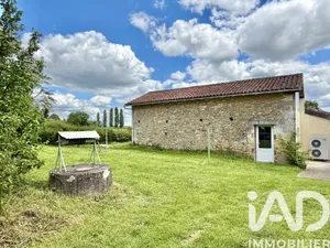 Maison de village à Mervent (85200)