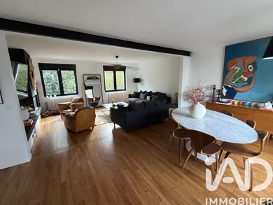 House in Suresnes (92150)