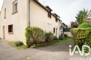 House in Orgeval (78630)
