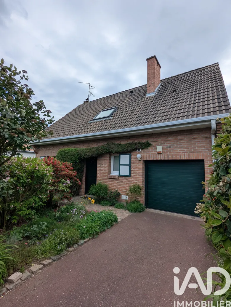 Maison 5 pièces 110 m² · à Fromelles · 110 m² · 370 000 €