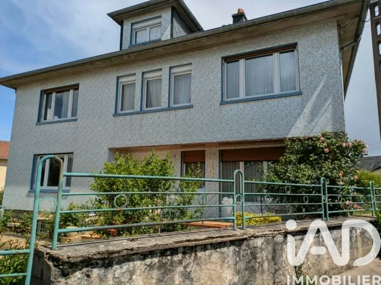 Maison 8 pièces 181 m² · à Knutange · 181 m² · 315 000 €