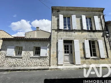 Maison de village à Saint-Christoly-Médoc (33340)