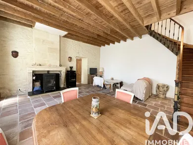 Village house in Saint-Christoly-Médoc (33340)