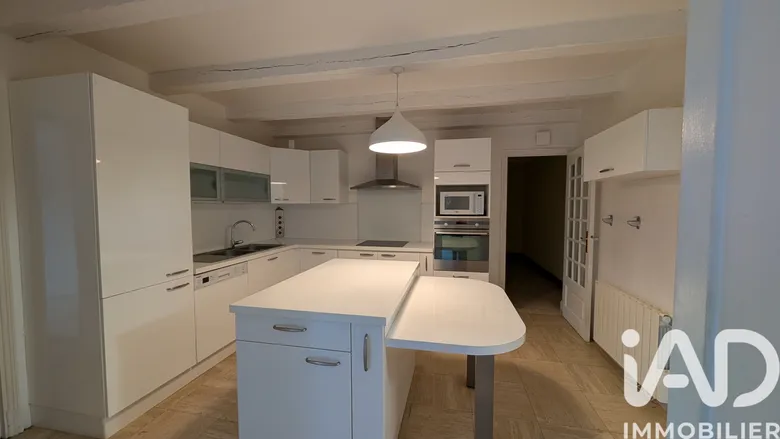Maison 7 pièces 190 m² · à Nieul-sur-Mer · 190 m² · 425 000 €
