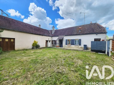 House in Nogent en Othe (10160)