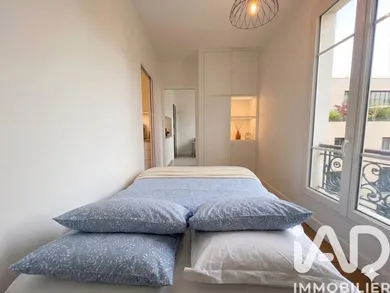 Apartment in Paris (75019)