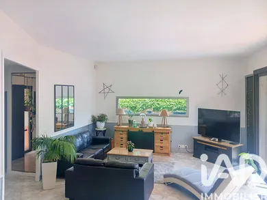 House in Villecresnes (94440)