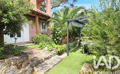 Apartment in Saint-Raphaël (83700)