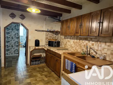 Village house in Saint-Yzan-de-Soudiac (33920)