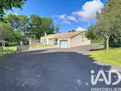 House in Saint-Michel-le-Cloucq (85200)