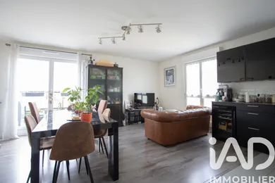Apartment in Bois-d'Arcy (78390)
