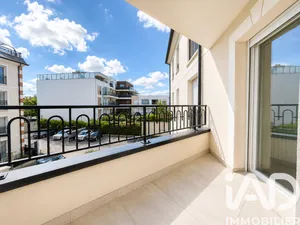 Appartement à Noisy-le-Grand (93160)