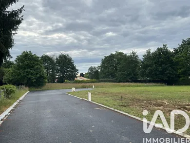 Building plot in Dompierre-sur-Yon (85170)