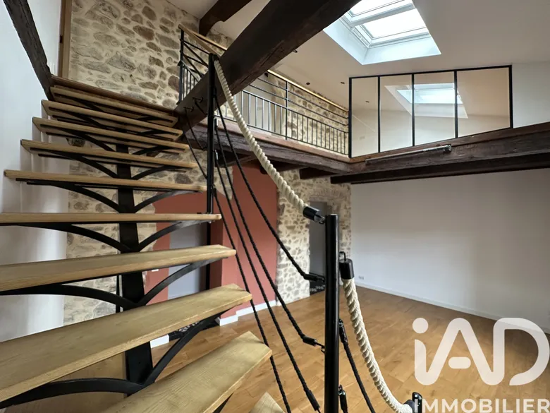 Appartement 4 pièces 160 m² · à Largentière · 160 m² · 195 000 €