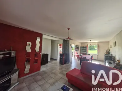 Village house in Saint-Cyr-la-Lande (79100)