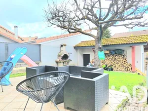Townhouse in Firminy (42700)