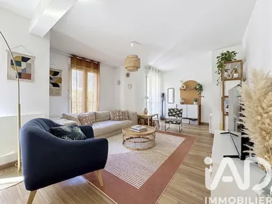 Apartment in Chilly-Mazarin (91380)