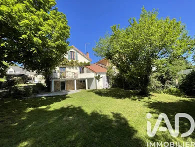 Traditional house in Bures-sur-Yvette (91440)