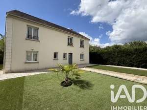 Maison à Barbey (77130)
