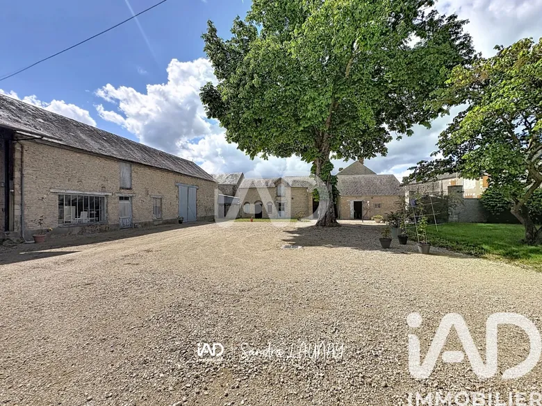 Maison 7 pièces 156 m² · à Ascoux · 156 m² · 299 500 €