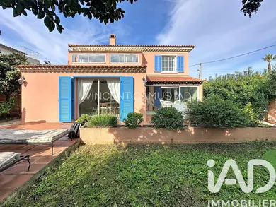Maison à Sanary-sur-Mer (83110)