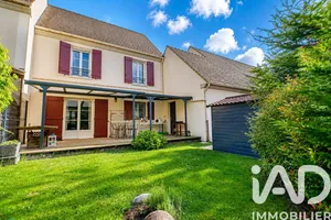 House in Mello (60660)