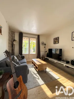 Apartment in Bussy-Saint-Georges (77600)