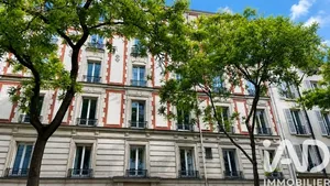 Apartment in Paris (75020)