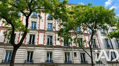 Apartment in Paris (75020)