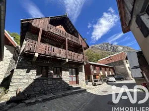 Commercial in Saint-Christophe-en-Oisans (38520)