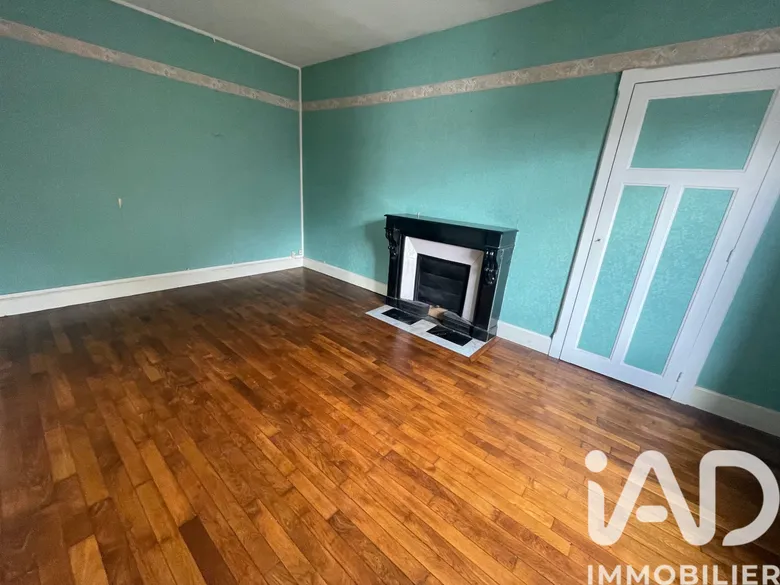 Appartement 6 pièces 145 m² · à Chaumont · 145 m² · 770 €/mois