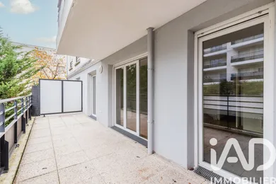 Apartment in Choisy-le-Roi (94600)