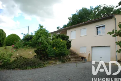 Traditional house in Eynesse (33220)