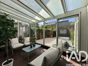 Apartment in Asnières-sur-Seine (92600)