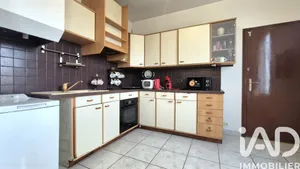 Apartment in Villejuif (94800)
