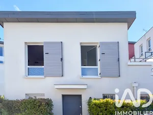 Duplex in Villemomble (93250)