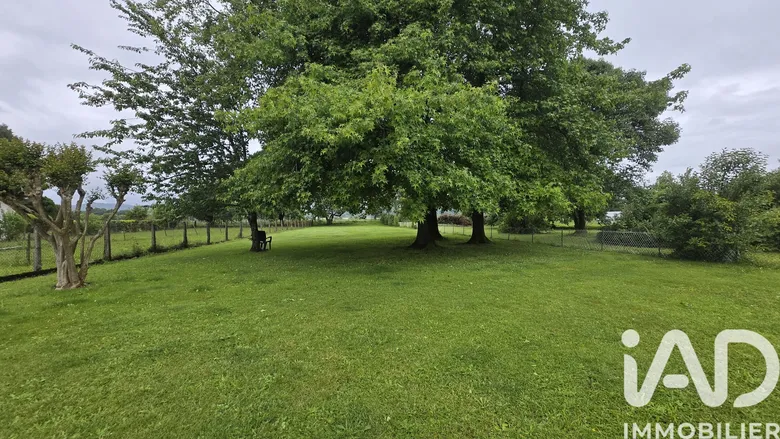 Terrain à bâtir à Oloron-Sainte-Marie (64400) · 77 500 €