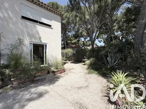 Apartment in Sausset-les-Pins (13960)