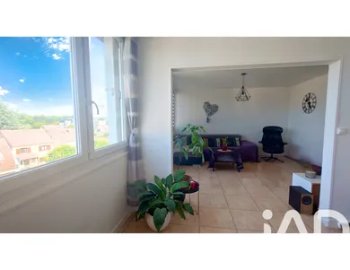 Apartment in Éragny (95610)