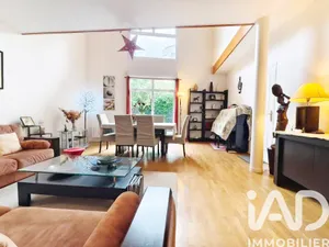 Duplex à Courbevoie (92400)