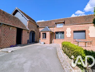 Maison de campagne à Ons-en-Bray (60650)