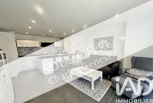 Apartment in Saint-Vincent-de-Paul (33440)