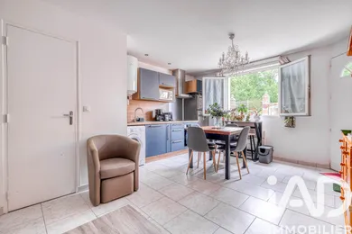 Apartment in Neufmoutiers-en-Brie (77610)