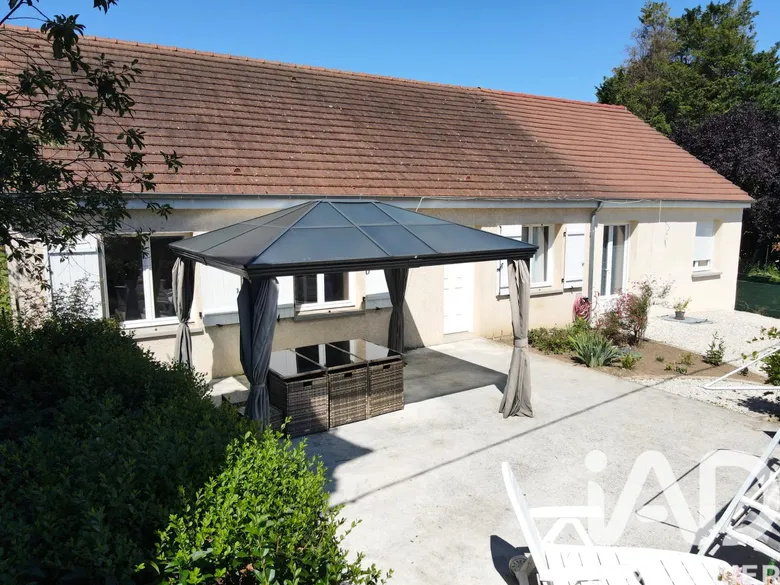Maison 6 pièces 115 m² · à Ferrières-en-Gâtinais · 115 m² · 219 000 €