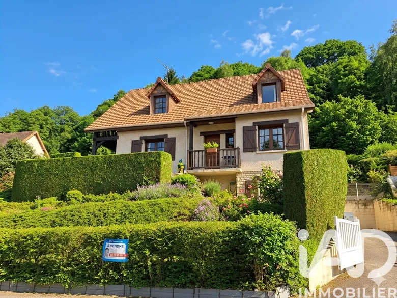 Maison 6 pièces 128 m² · à Saint-Léger-du-Bourg-Denis · 128 m² · 319 000 €
