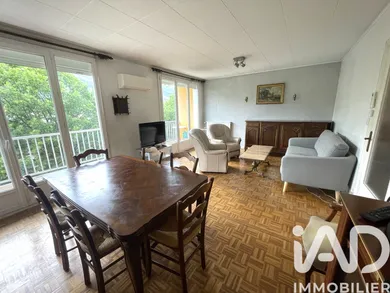 Apartment in Le Pont-de-Claix (38800)