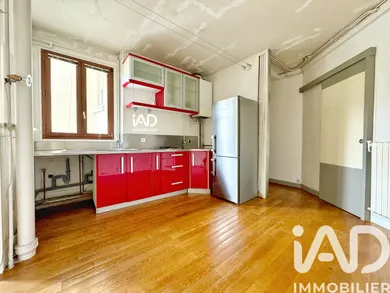 Apartment in Clichy (92110)