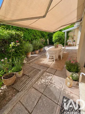 Apartment in Antibes (06160)
